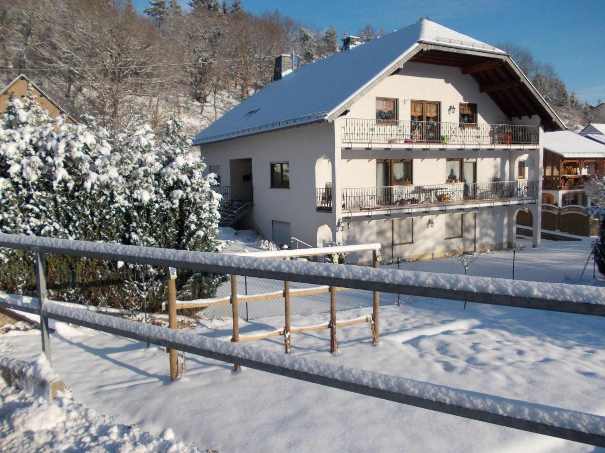 Sun Kissed Apartment In Lirstal With Garden Kültér fotó